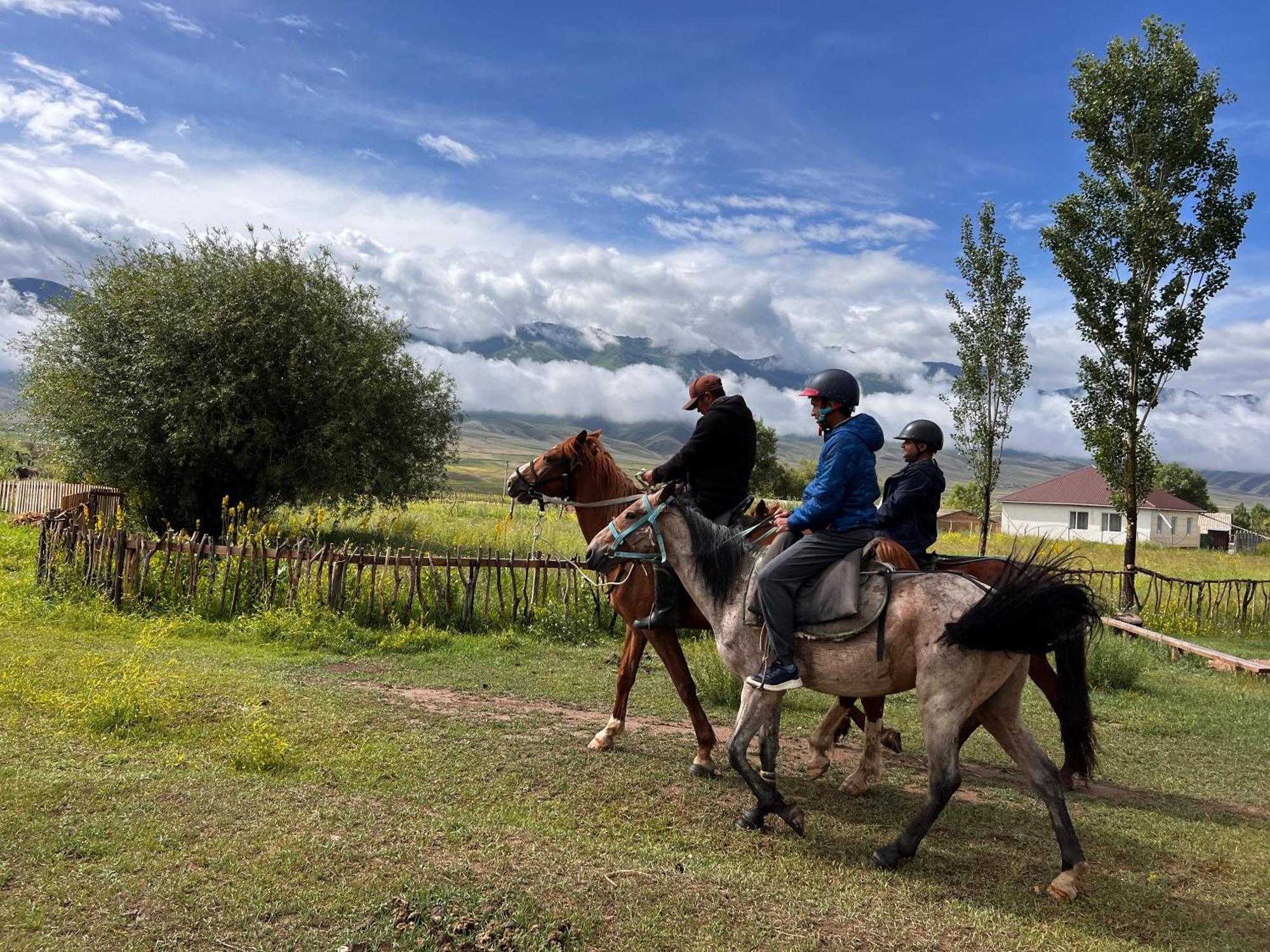 Kyzart Hotel & Horse Tours Bagysh Εξωτερικό φωτογραφία
